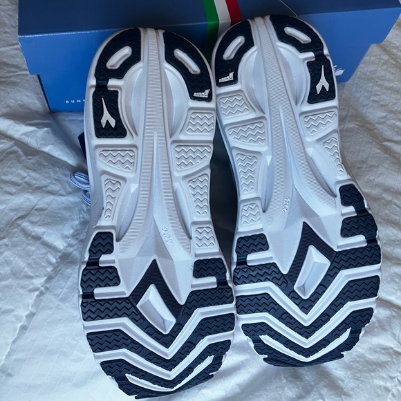 Brand new in box, Women's Diadora Equipe Atomo running shoes, 8.5/EU 40 - Picture 7 of 10